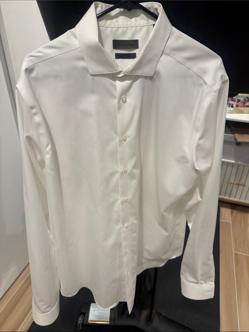 Calvin Klein Men's White Dress Shirt - Spread Collar